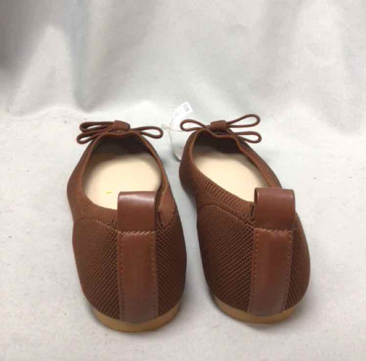TAHARI SIZE 8 1/2 Ladies SHOES