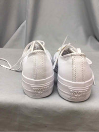 CONVERSE SIZE 8 Ladies SHOES