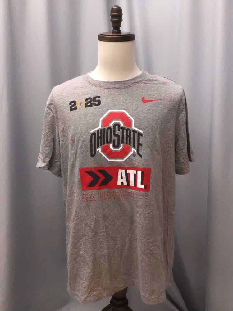 SIZE X LARGE NIKE Men's SHIRTS