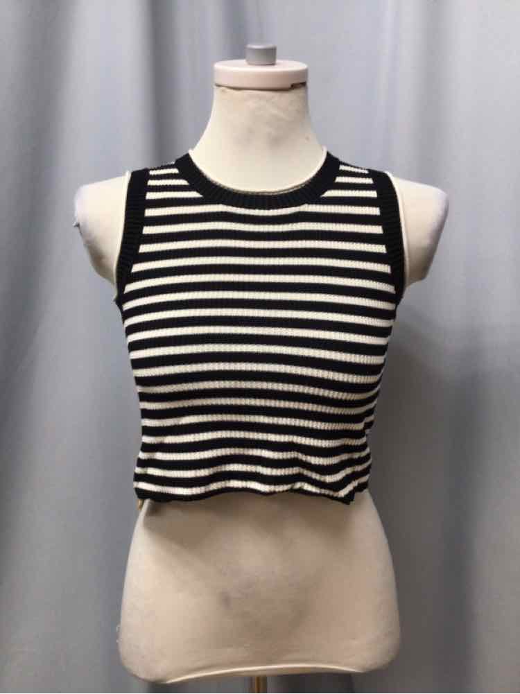 SIZE SMALL Ladies TOP
