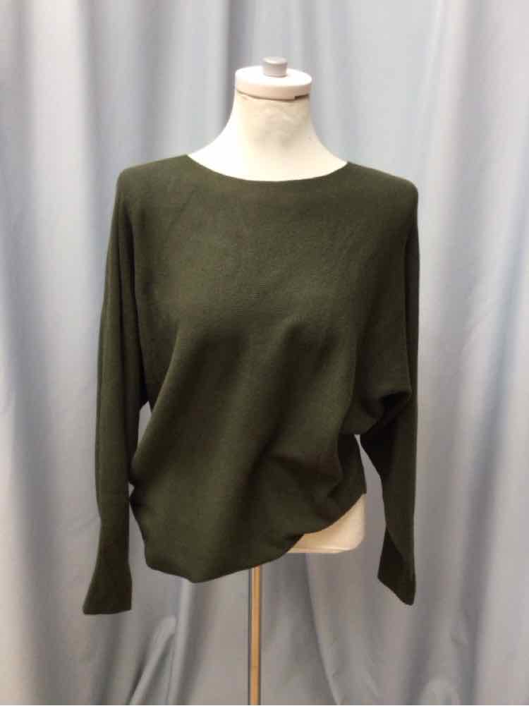 VILA MILANO SIZE MEDIUM Ladies TOP