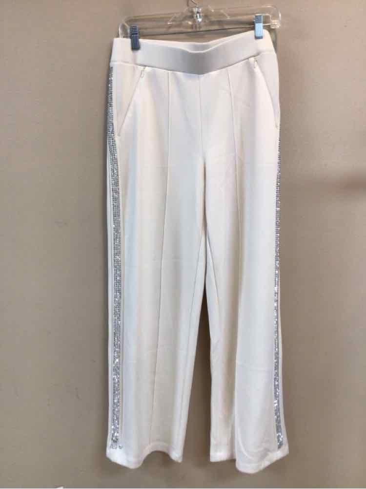 CHICOS SIZE MEDIUM Ladies PANTS