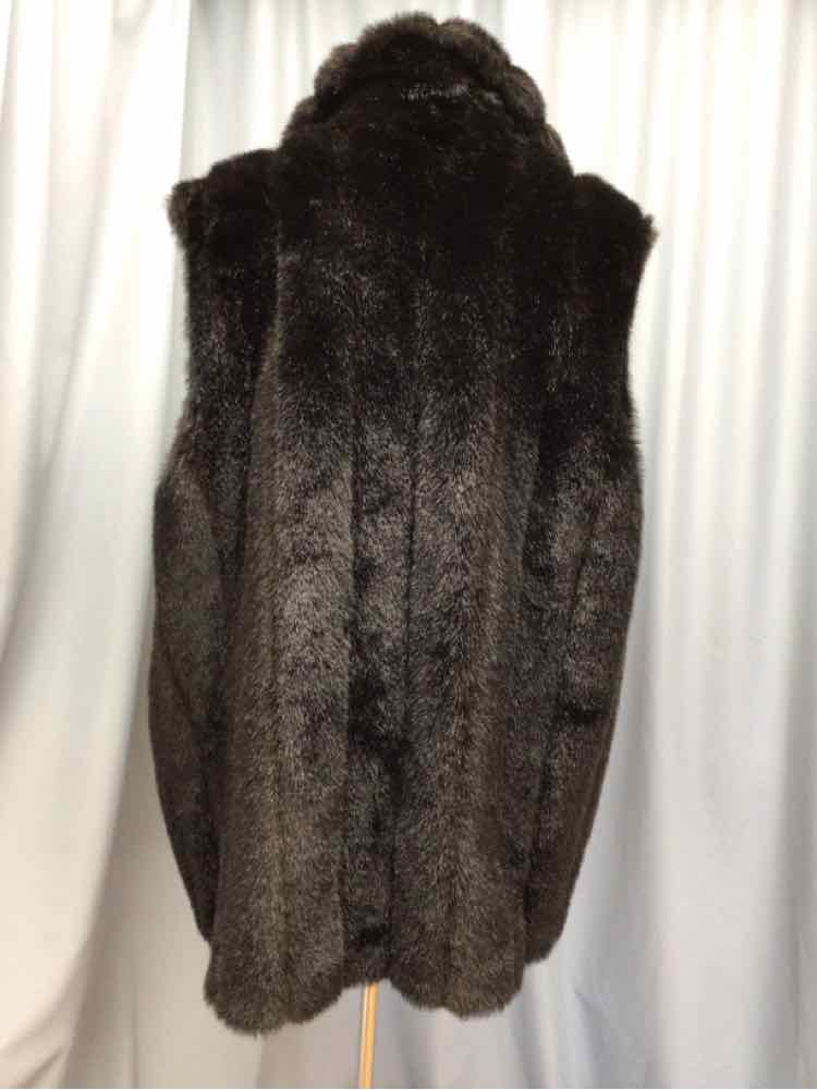 DENNIS BASSO SIZE 3 X Ladies COAT