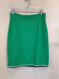 ST. JOHN SIZE 8 Ladies SKIRT