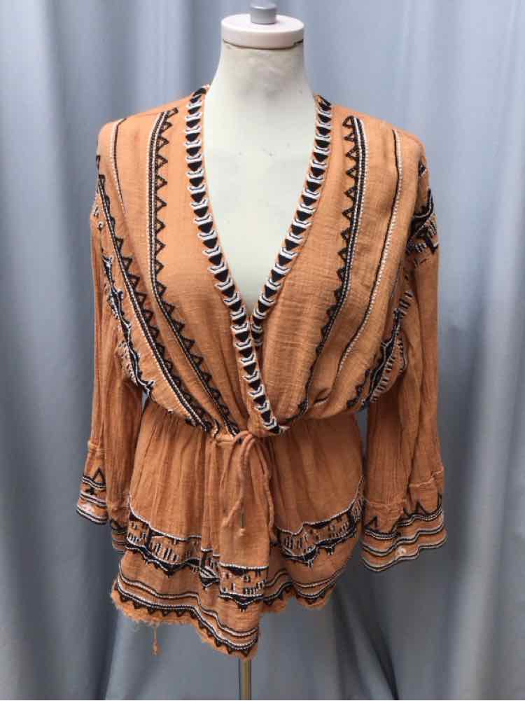 FREE PEOPLE SIZE MEDIUM Ladies BLOUSE