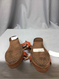KAANAS SIZE 7 Ladies SHOES