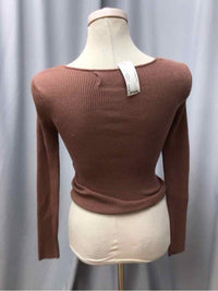 ABERCROMBIE & FITCH SIZE XSMALL TOP