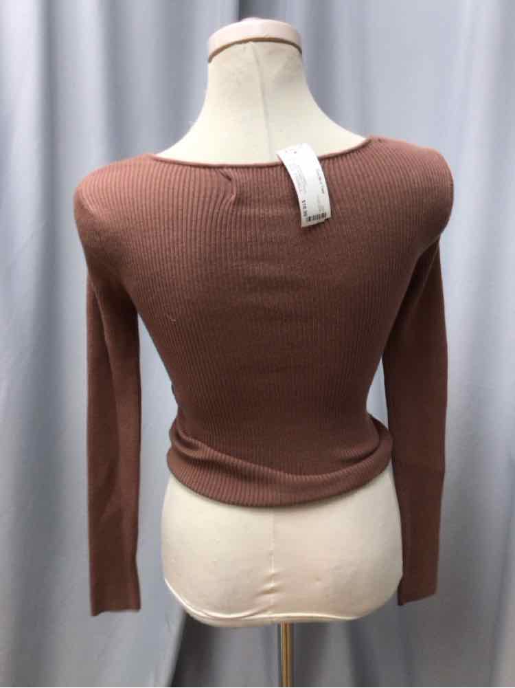 ABERCROMBIE & FITCH SIZE XSMALL TOP