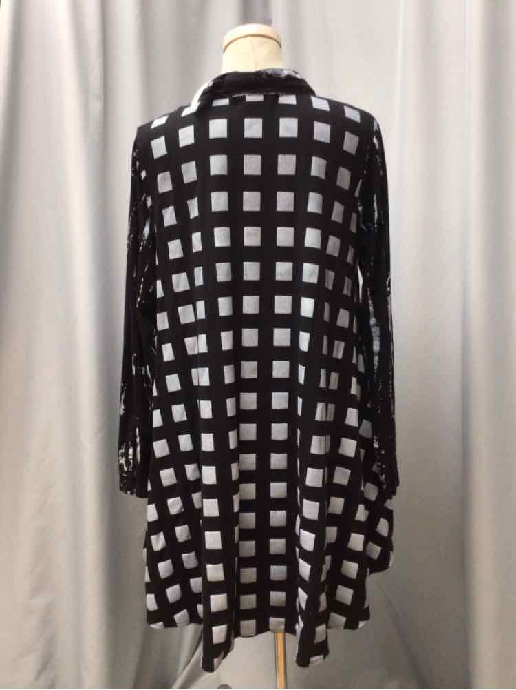 SNAPDRAGON & TWIG SIZE MEDIUM Ladies DRESS