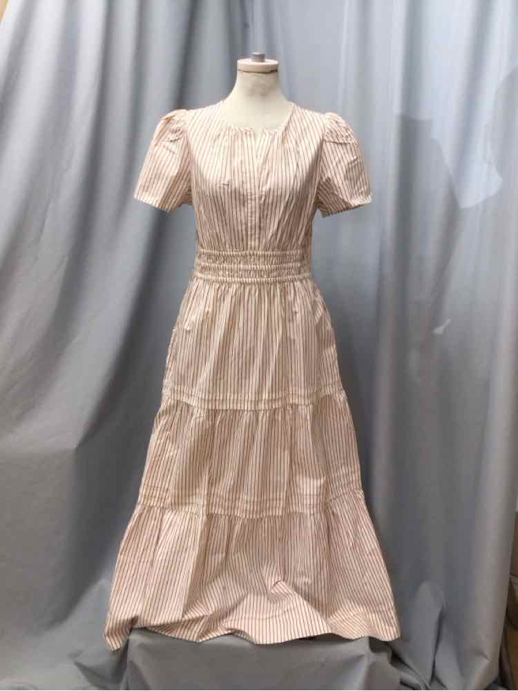 QUINCE SIZE LARGE Ladies DRESS