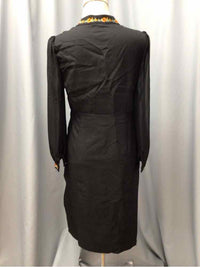 VICKY AND LUCAS SIZE MEDIUM Ladies DRESS