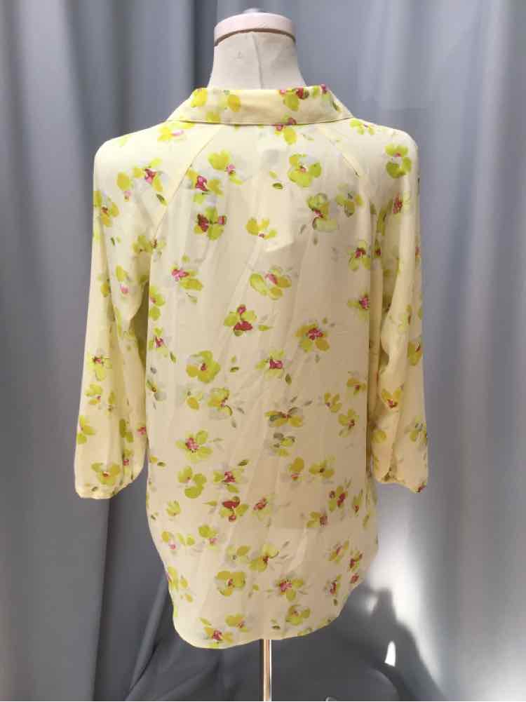 CABI SIZE XSMALL Ladies BLOUSE