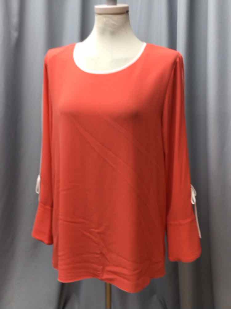 VINCE CAMUTO SIZE LARGE Ladies BLOUSE