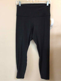 LULULEMON SIZE 8 Ladies EXERCISE