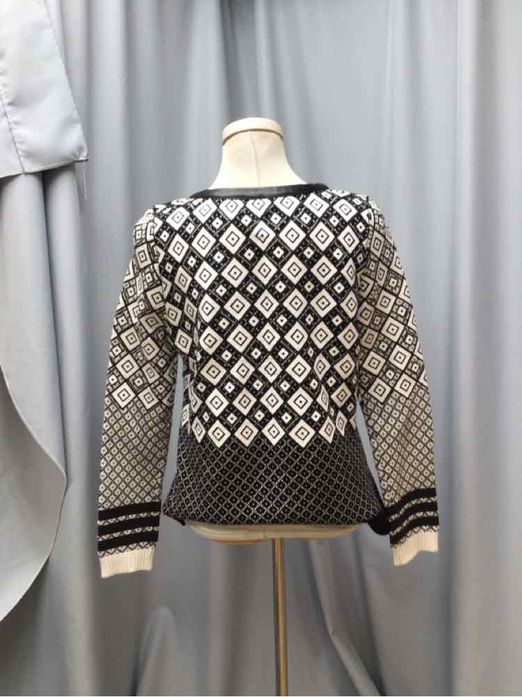 SI-IAE SIZE LARGE Ladies TOP