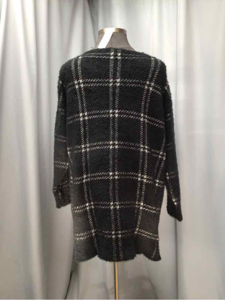 SABRINA LAUREN SIZE 3 X Ladies TOP