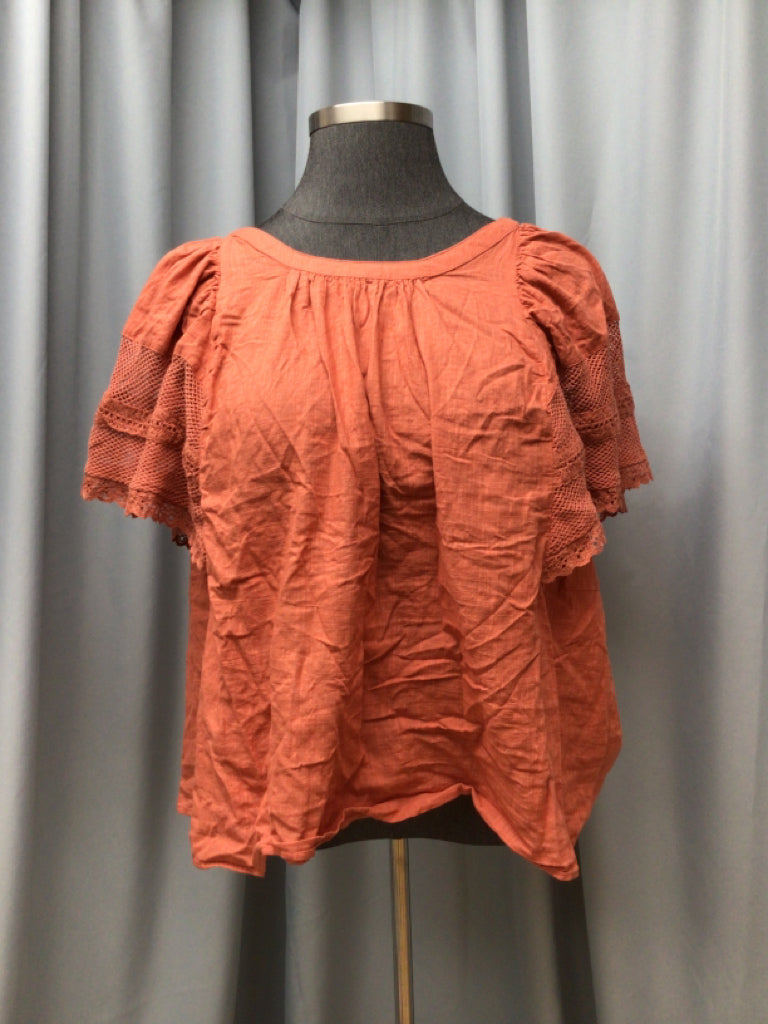 OLD NAVY SIZE 3 X Ladies BLOUSE