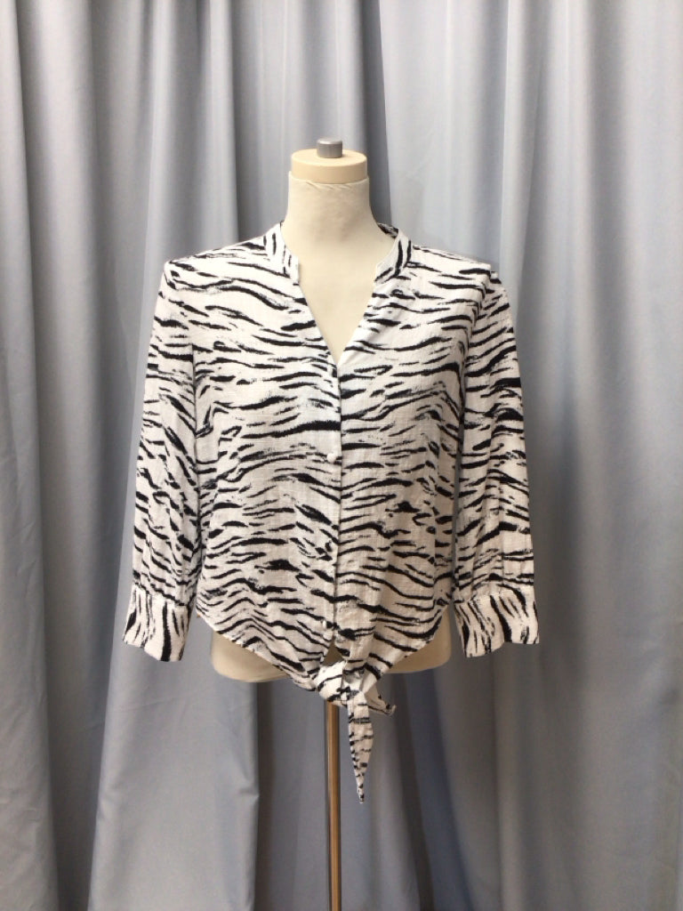 INC SIZE SMALL Ladies BLOUSE