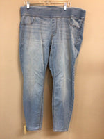 OLD NAVY SIZE 20 Ladies JEANS
